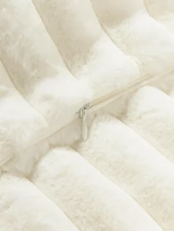 Funda de cojín de piel sintética Lovey