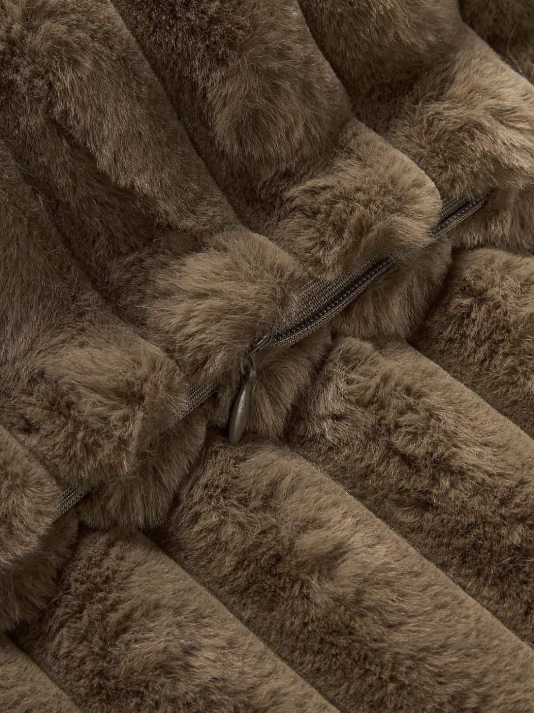 Funda de cojín de piel sintética Lovey