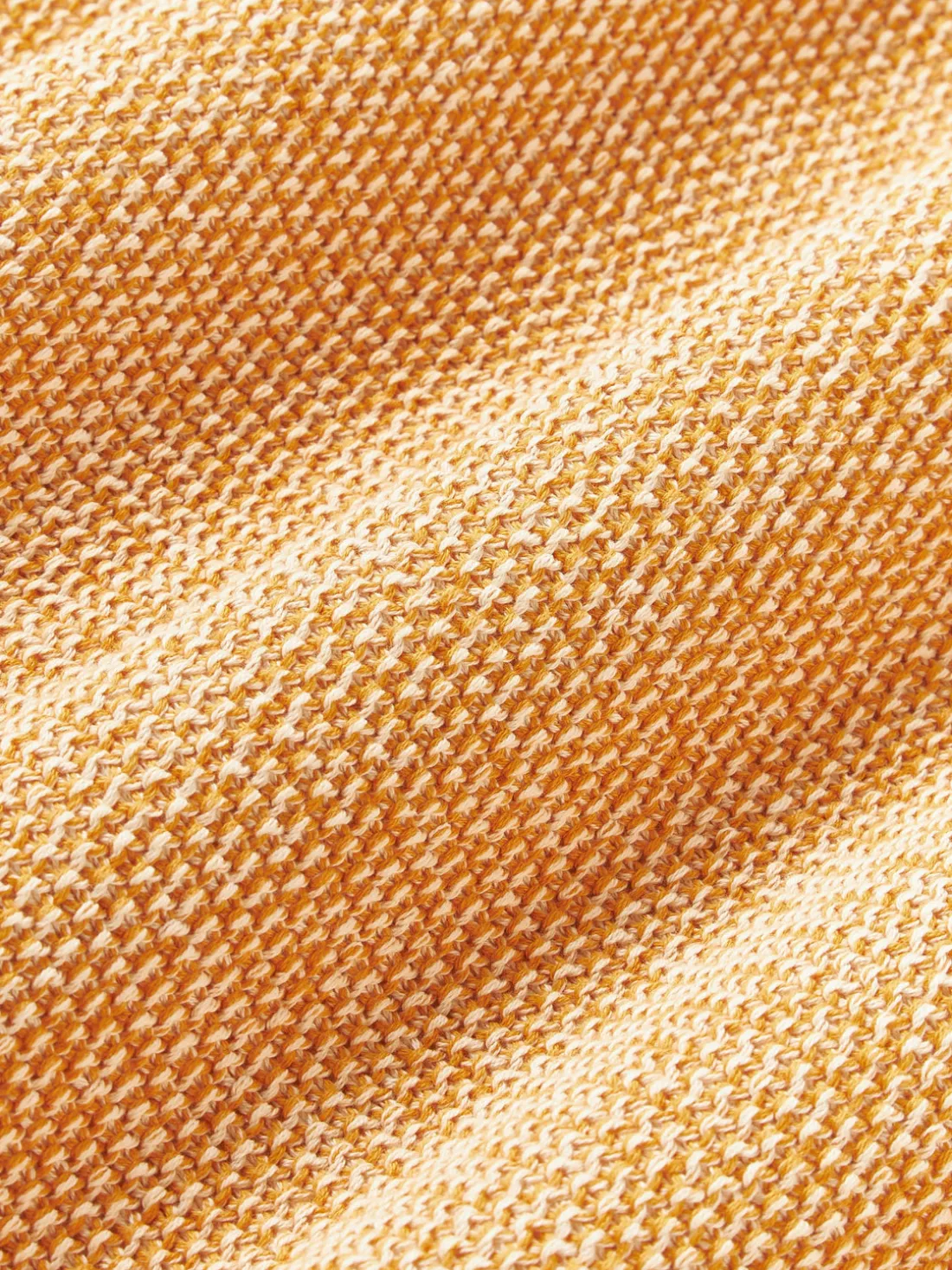 Funda de cojín de punto con volantes Pansy