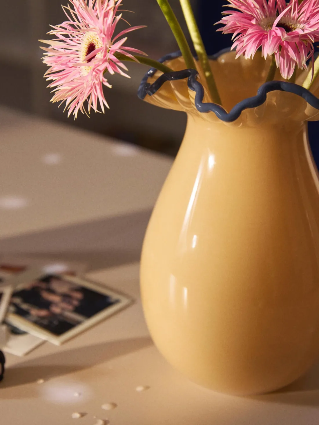 Jarrón de vidrio soplado con adornos Gloria, Al 24 cm