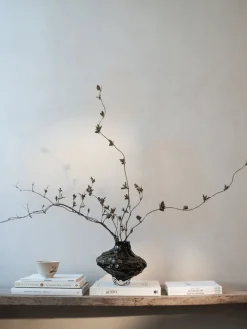 Jarrón de vidrio soplado Canyon, 23 cm