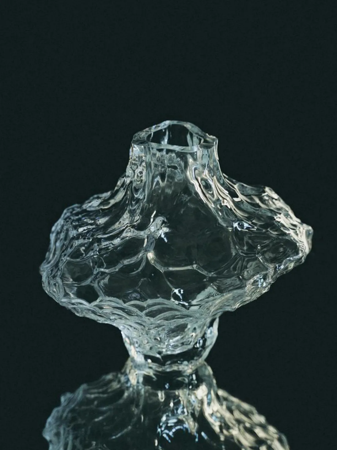 Jarrón de vidrio soplado Canyon, 23 cm