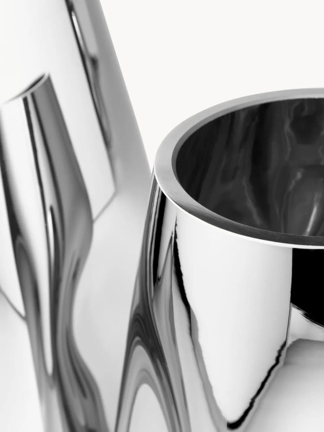 Jarrón pequeño de vidrio soplado artesanalmente Mirror, 17 cm