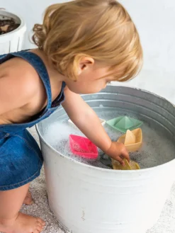 Juguete de baño artesanal Origami Boat
