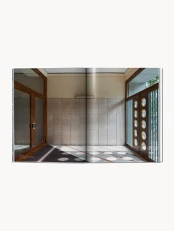 Libro ilustrado Entryways of Milan