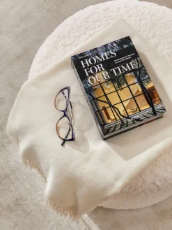 Libro ilustrado Homes for our Time