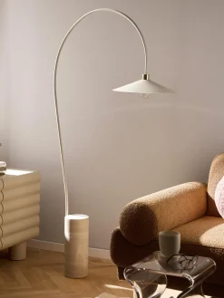 Lámpara arco de travertino Cora