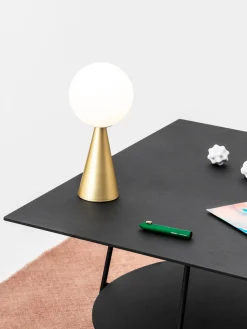 Lámpara de mesa artesanal pequeña Bilia Mini