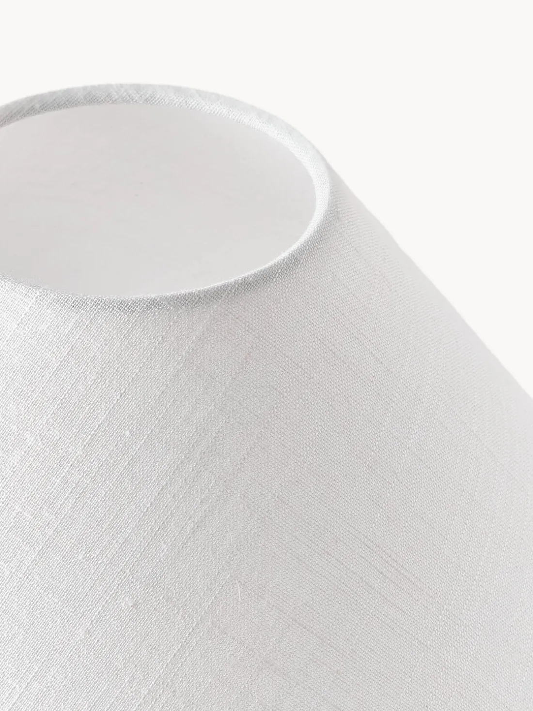 Lámpara de mesa con base de metal Lima