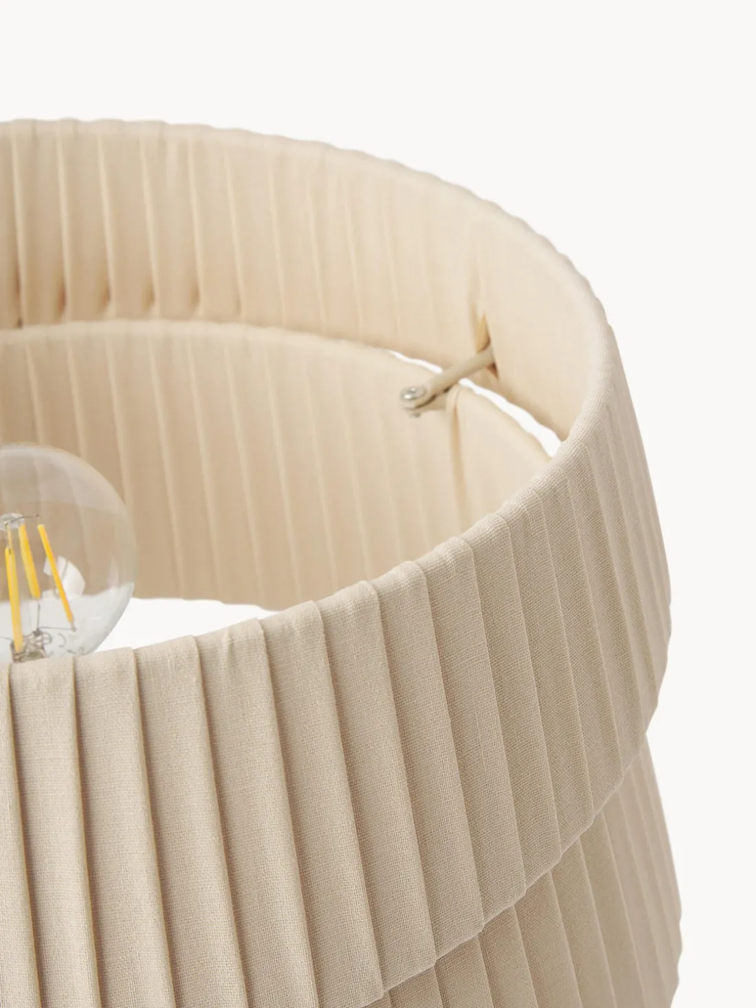 Lámpara de mesa con pantala asimetrica Nyla