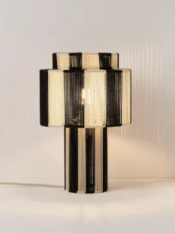 Lámpara de mesa de lino Lace