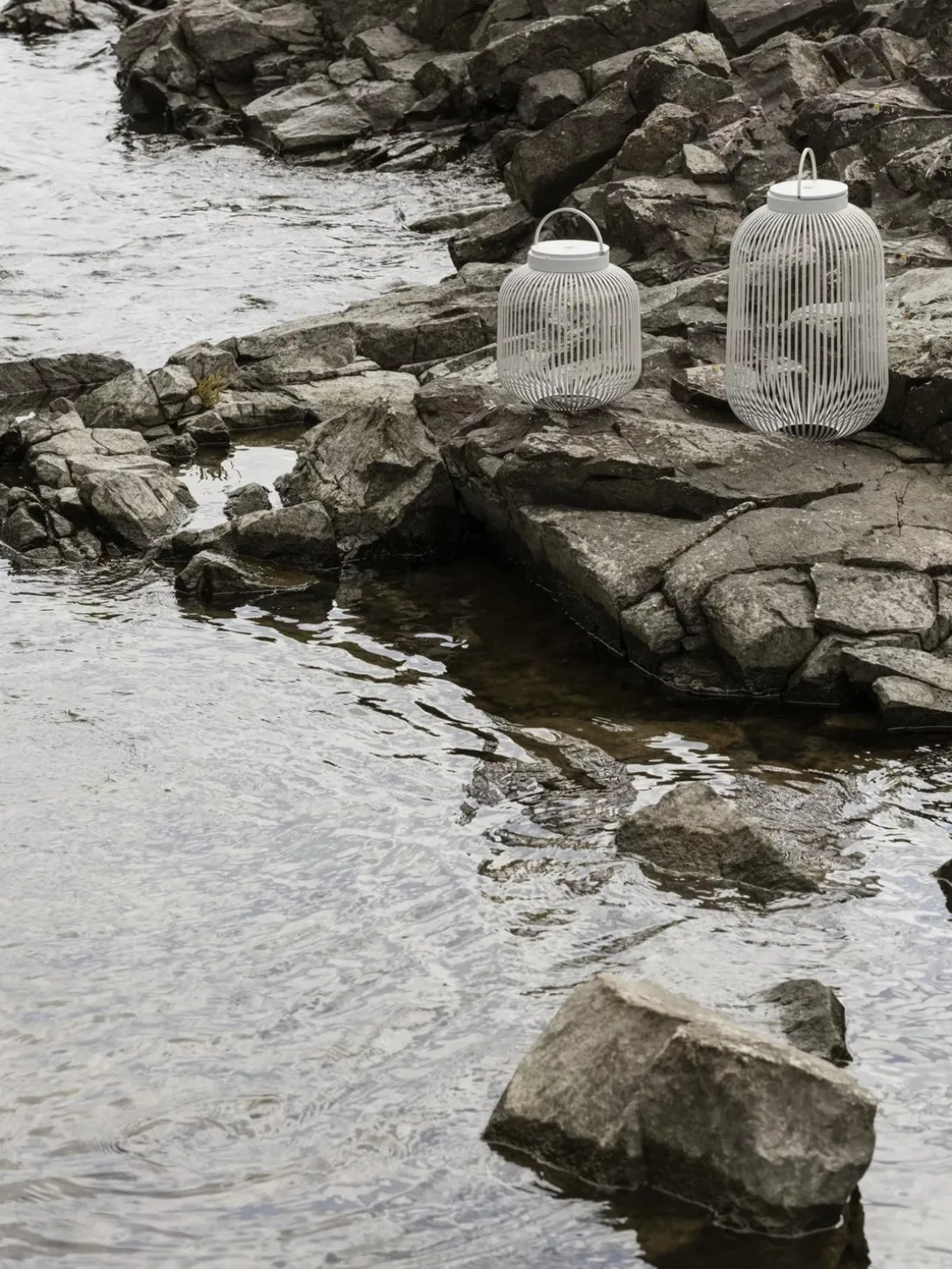 Lámpara de mesa exterior LED Lito, portátil