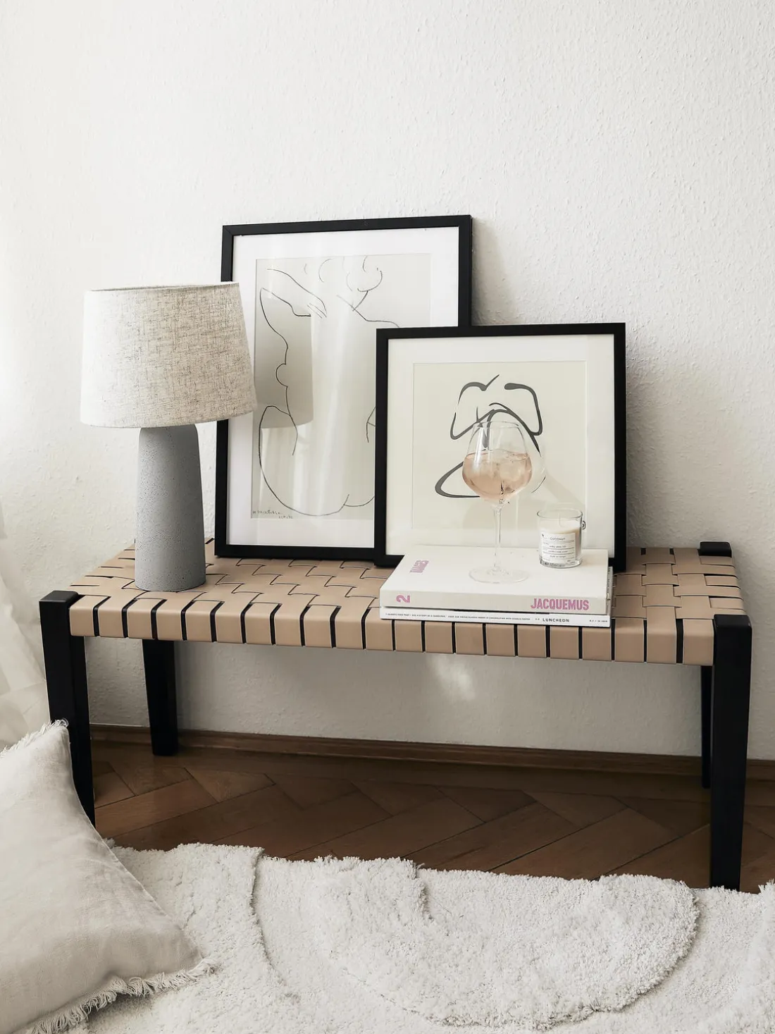 Lámpara de mesa grande de cemento Kaya