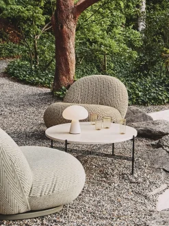 Lámpara de mesa LED con USB regulable Obello, portátil