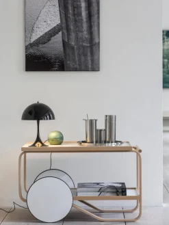 Lámpara de mesa LED Panthella 250, diseño Verner Panton