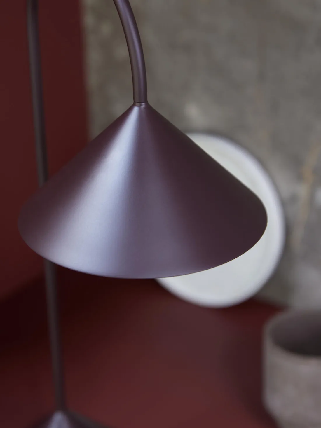 Lámpara de mesa LED para exterior regulable Grasp, pórtatil