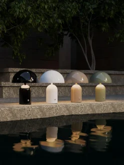 Lámpara de mesa LED pequeña regulable Walter, portátil