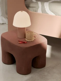 Lámpara de mesa LED pequeña regulable Frill, portátil