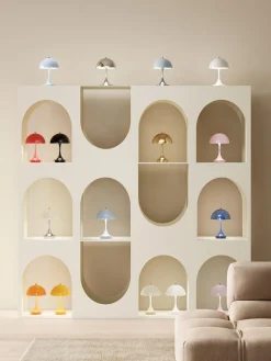 Lámpara de mesa LED regulable Panthella 160, diseño Verner Panton