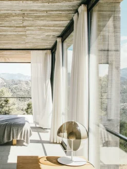 Lámpara de mesa LED regulable Theia