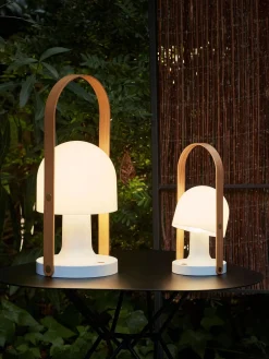 Lámpara de mesa LED regulable Followme Plus, con pantalla orientable