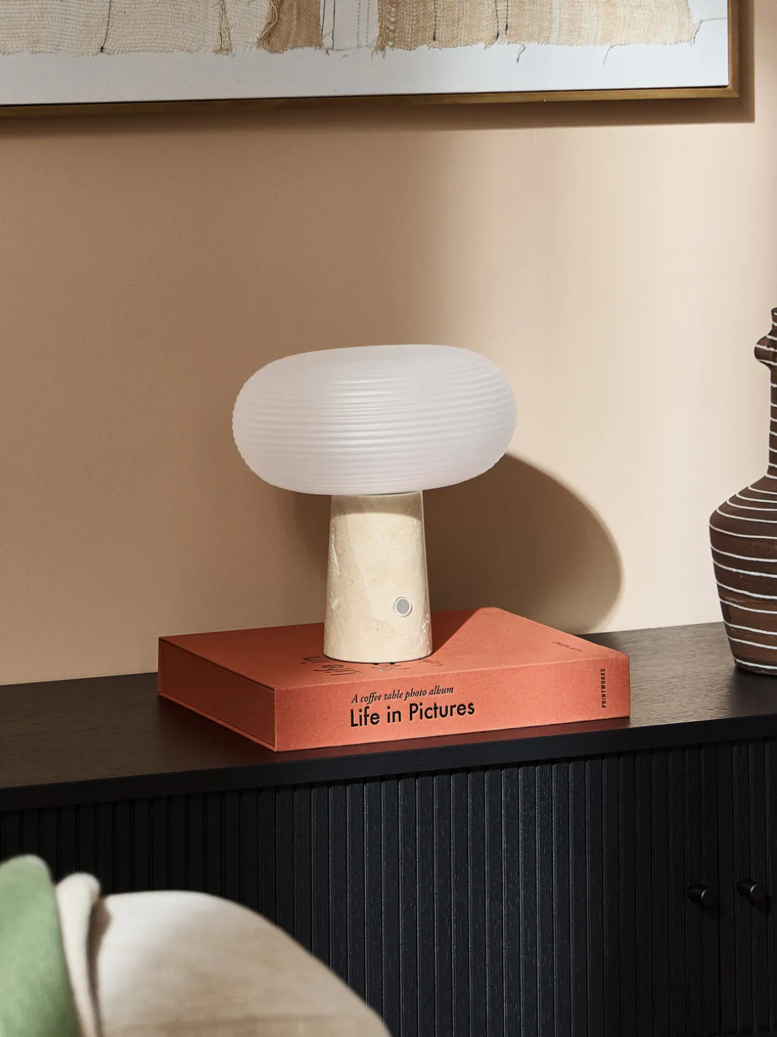 Lámpara de mesa LED regulable Mariella