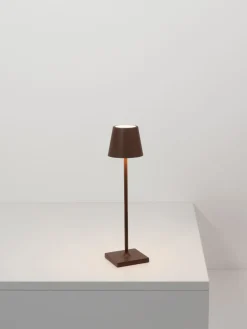 Lámpara de mesa LED regulable Poldina, portátil