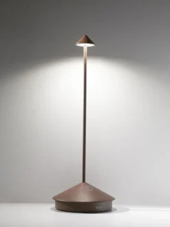 Lámpara de mesa LED regulable pequeña Pina Pro, portátil