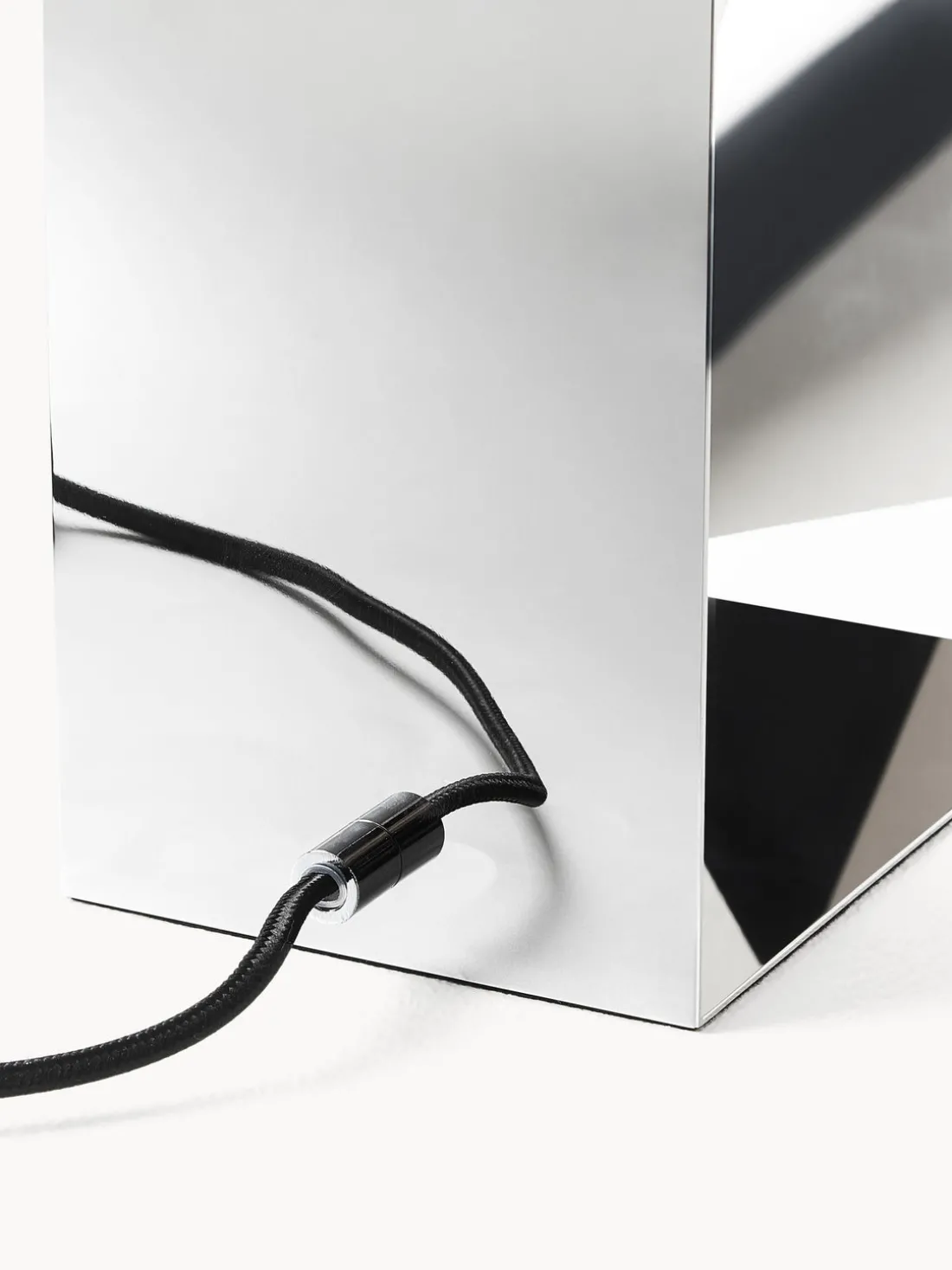 Lámpara de mesa Lewis