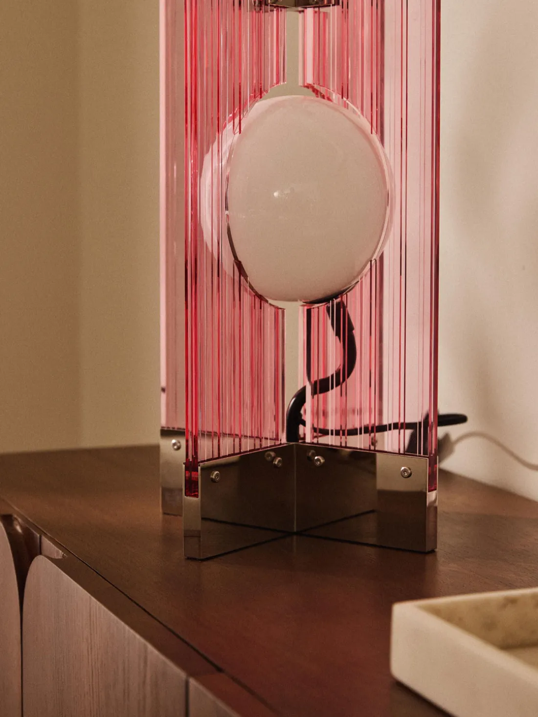 Lámpara de mesa Mills