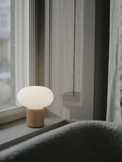 Lámpara de mesa pequeña regulable Karl-Johan, portátil