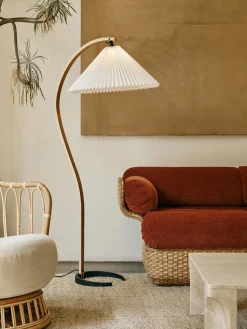 Lámpara de pie ajustable Timberline