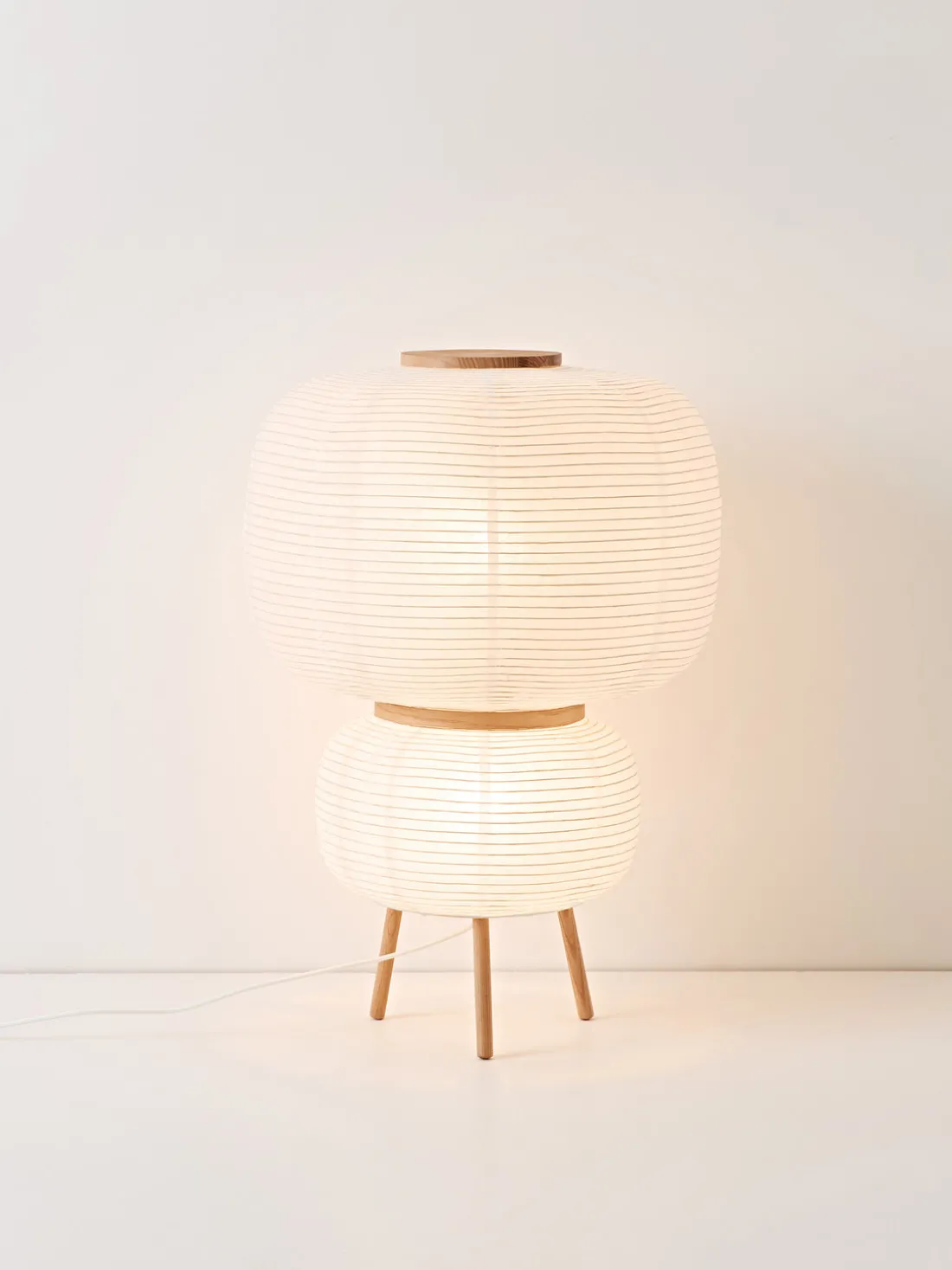 Lámpara de pie de diseño de papel de arroz Misaki