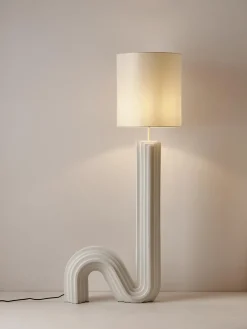 Lámpara de pie de diseño Luomo