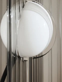 Lámpara de pie pequeña Mills