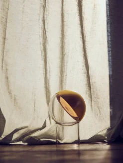 Lámpara de sobremesa LED regulable Pila, portátil