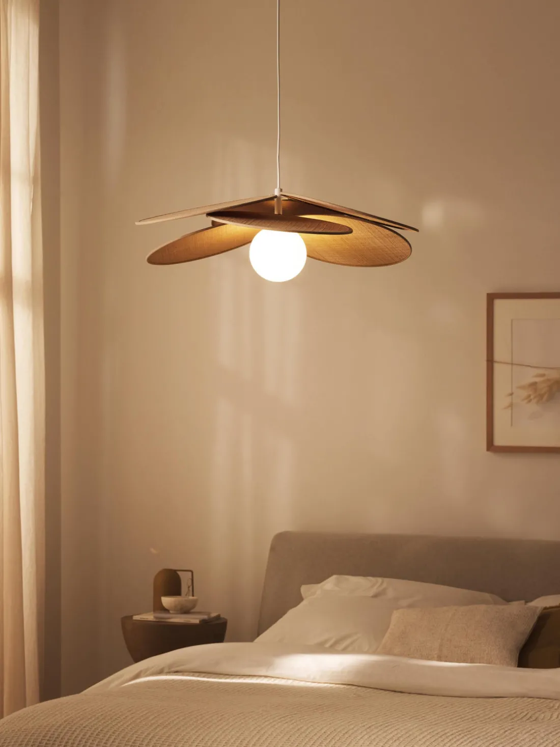 Lámpara de techo con adornos de fibras naturales Milani