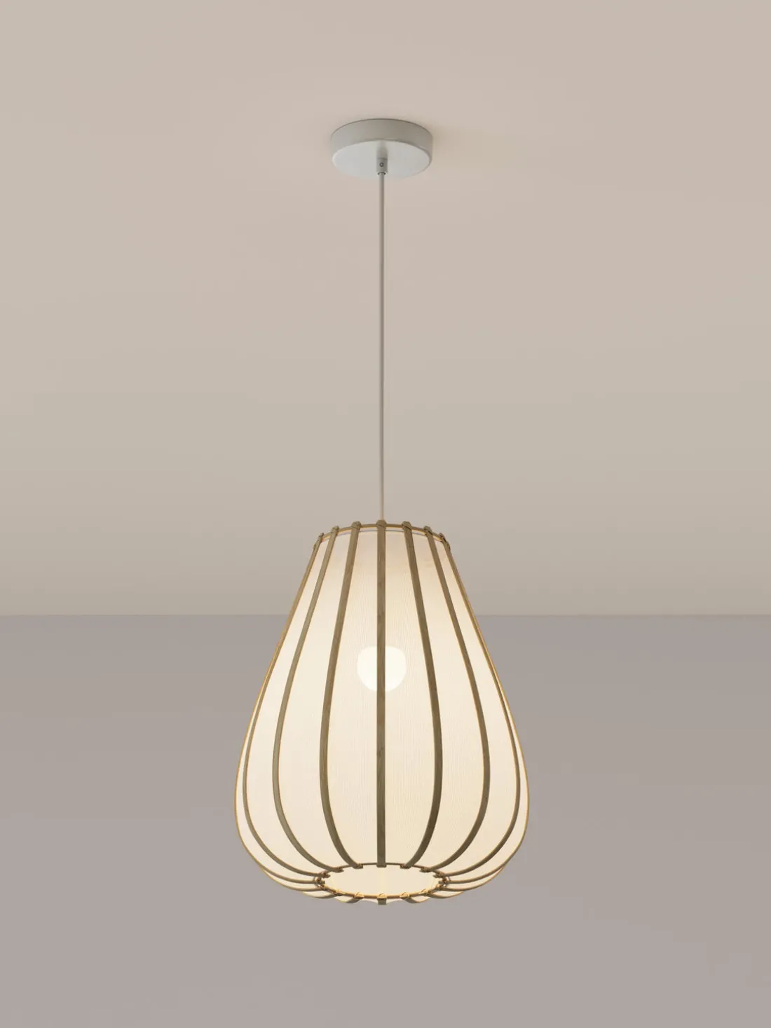 Lámpara de techo de bambú Salma