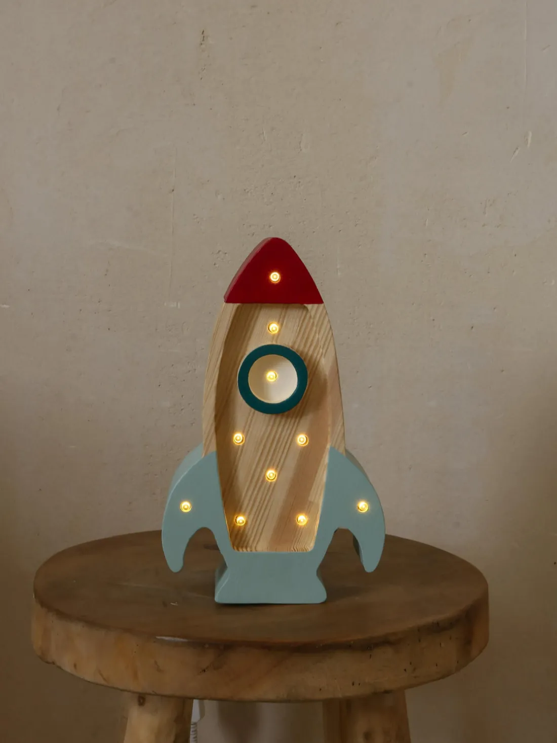 Lámpara infantil LED artesanal regulable Rocket Mini, con función de temporizador y control a mando
