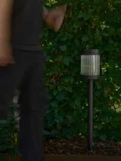 Lámpara solar LED para exterior Coupar, con sensor de movimiento