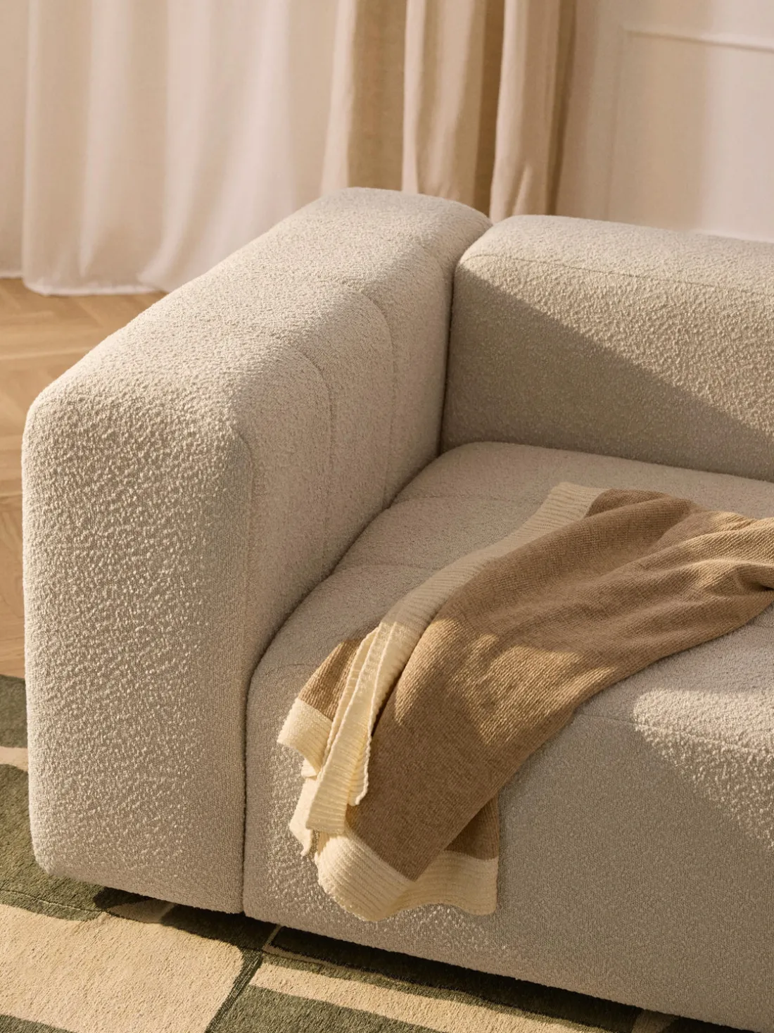 Módulo de esquina en tejido bouclé Lena