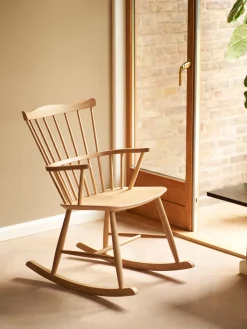 Mecedora de roble J52G