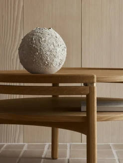 Mesa de centro artesanal de madera de roble RF1905