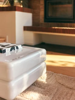 Mesa de centro artesanal de madera Space