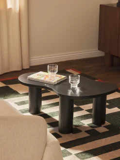 Mesa de centro de forma orgánica de madera de roble Didi