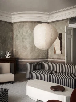 Mesa de centro de hormigón en forma orgánica Staffa