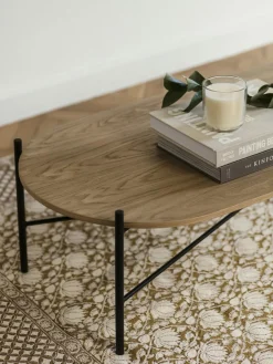 Mesa de centro de madera de nogal Toglan