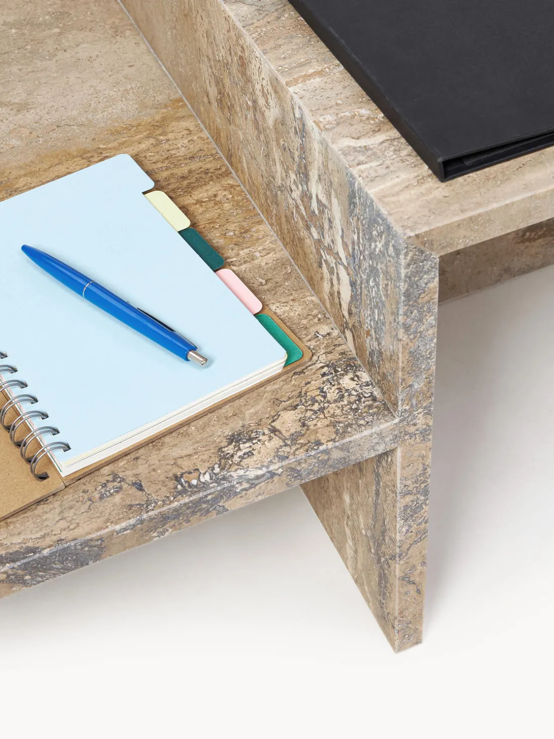 Mesa de centro de travertino con dos tableros Distinct