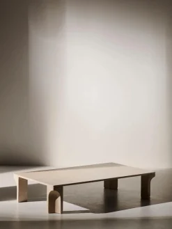 Mesa de centro de travertino Doric, 140 cm