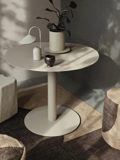 Mesa de comedor de forma orgánica Form, Ø 88 cm